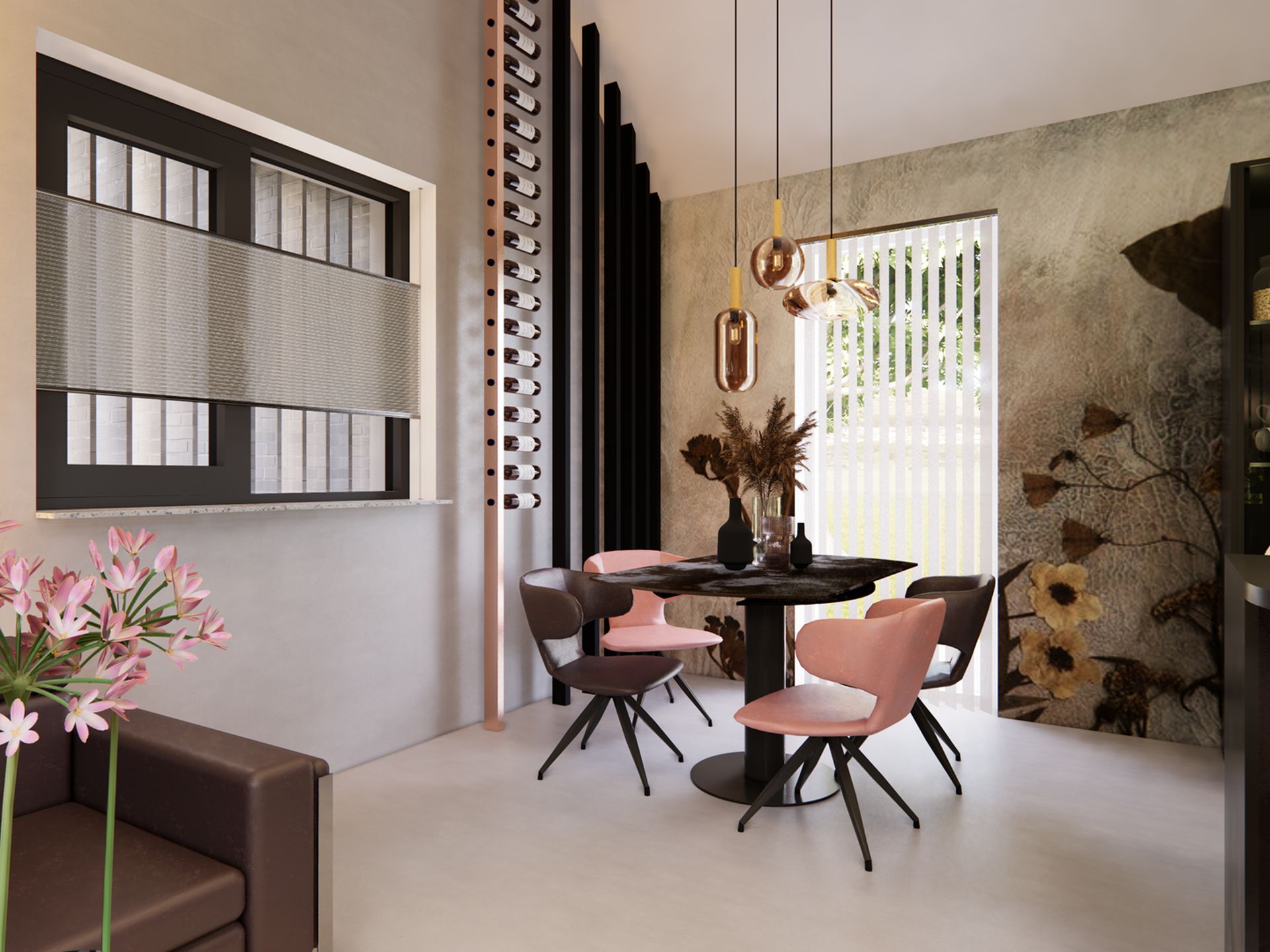 Ronde eethoek met gekleurde stoelen, hanglampen, wijnpaal en een uitgesproken florale achterwand.