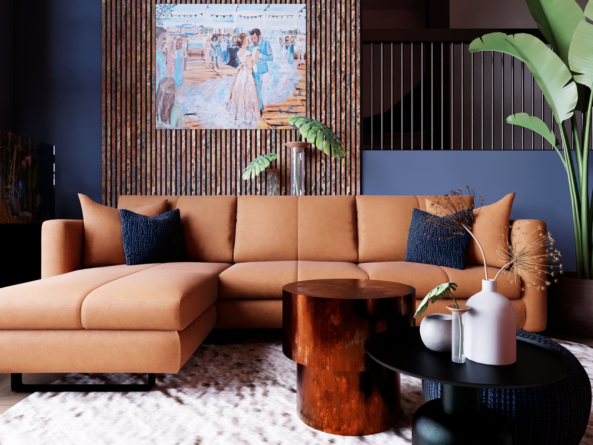 Warme woonkamer met cognackleurige bank, leren fauteuil, houten wandpanelen en hoge raamluiken.