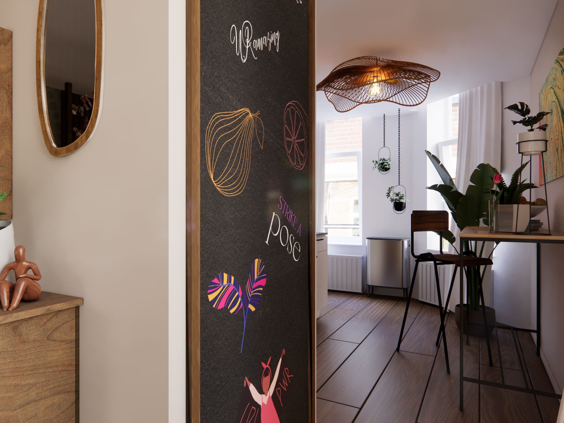 Overgang van woonkamer naar keuken met links een antieken kast met spiegel, in de doorgang een krijtbord met tekst en doorkijk naar de keuken met een eetbar en openstaande ramen.