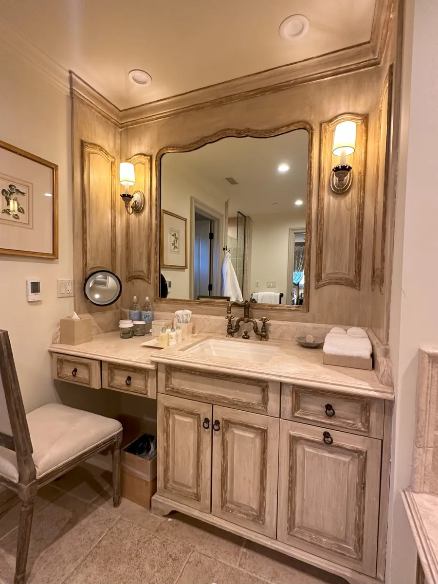 Suite vanity at Cal-a-Vie
