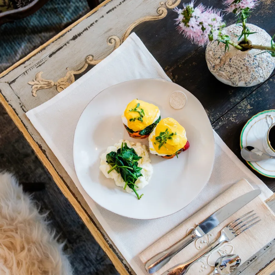 Eggs Benedict Towers Recipe