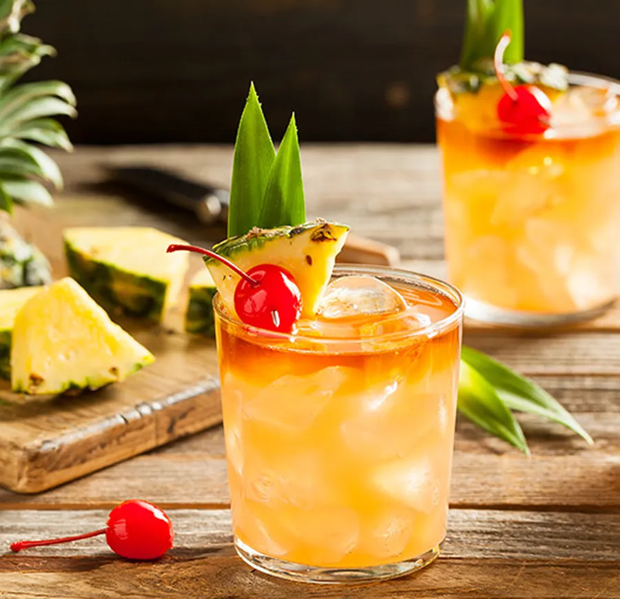 Pineapple Piña Spritzer