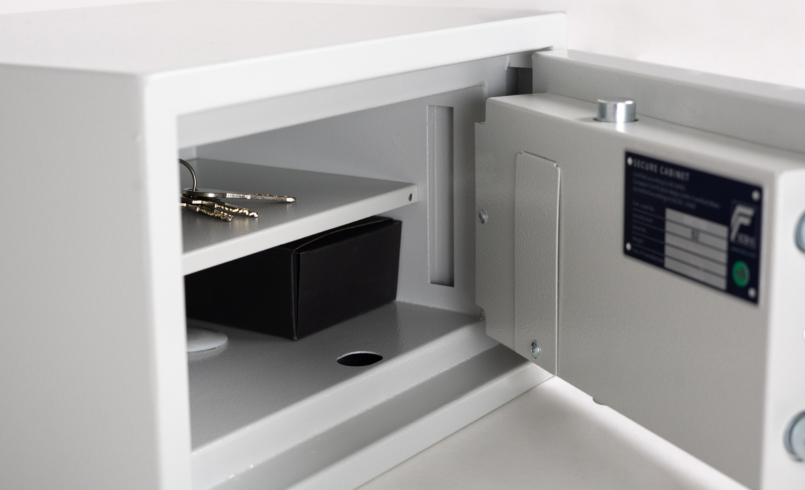 Sistec-certifications-safes