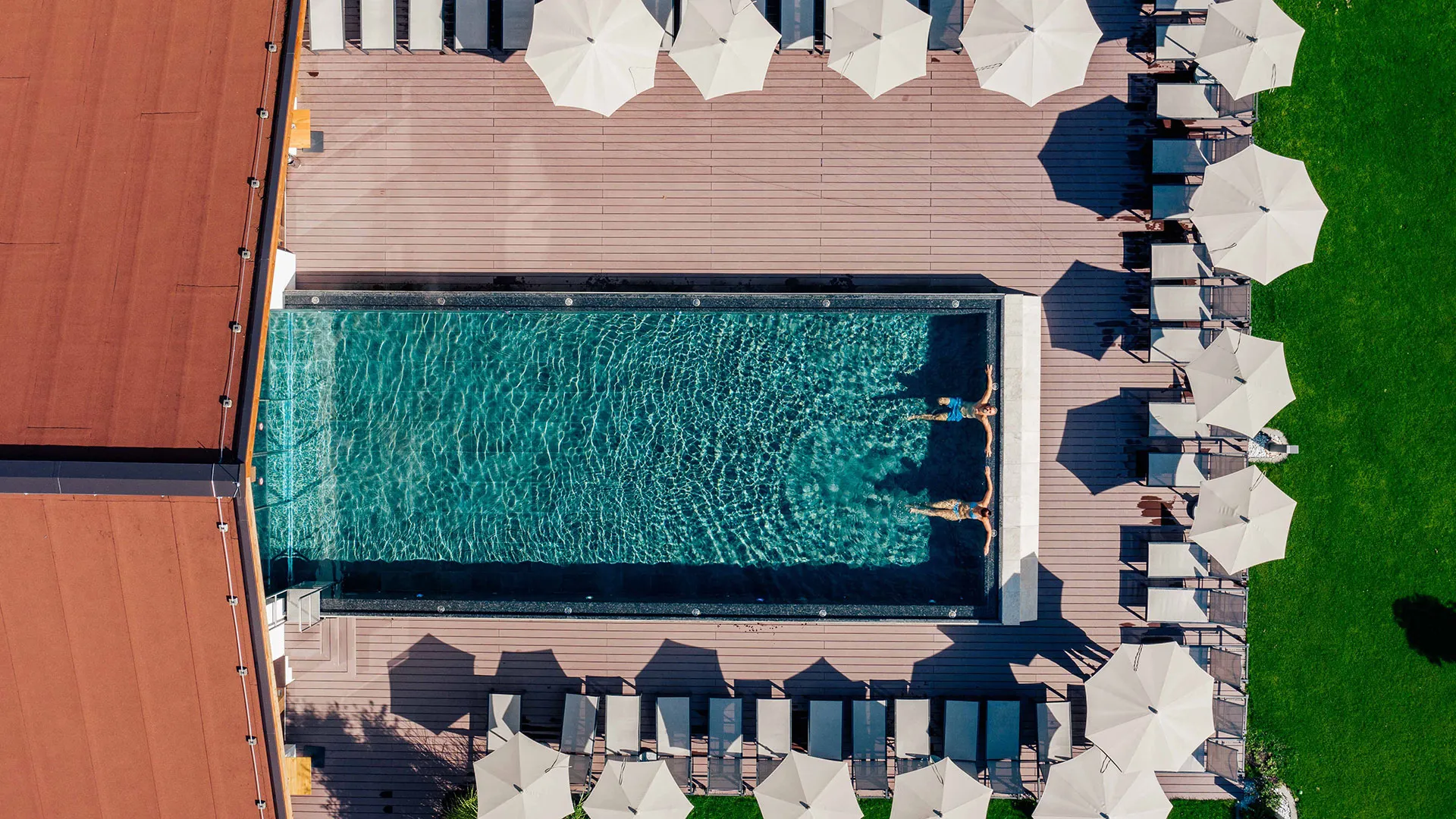 Pool mit zwei Personen