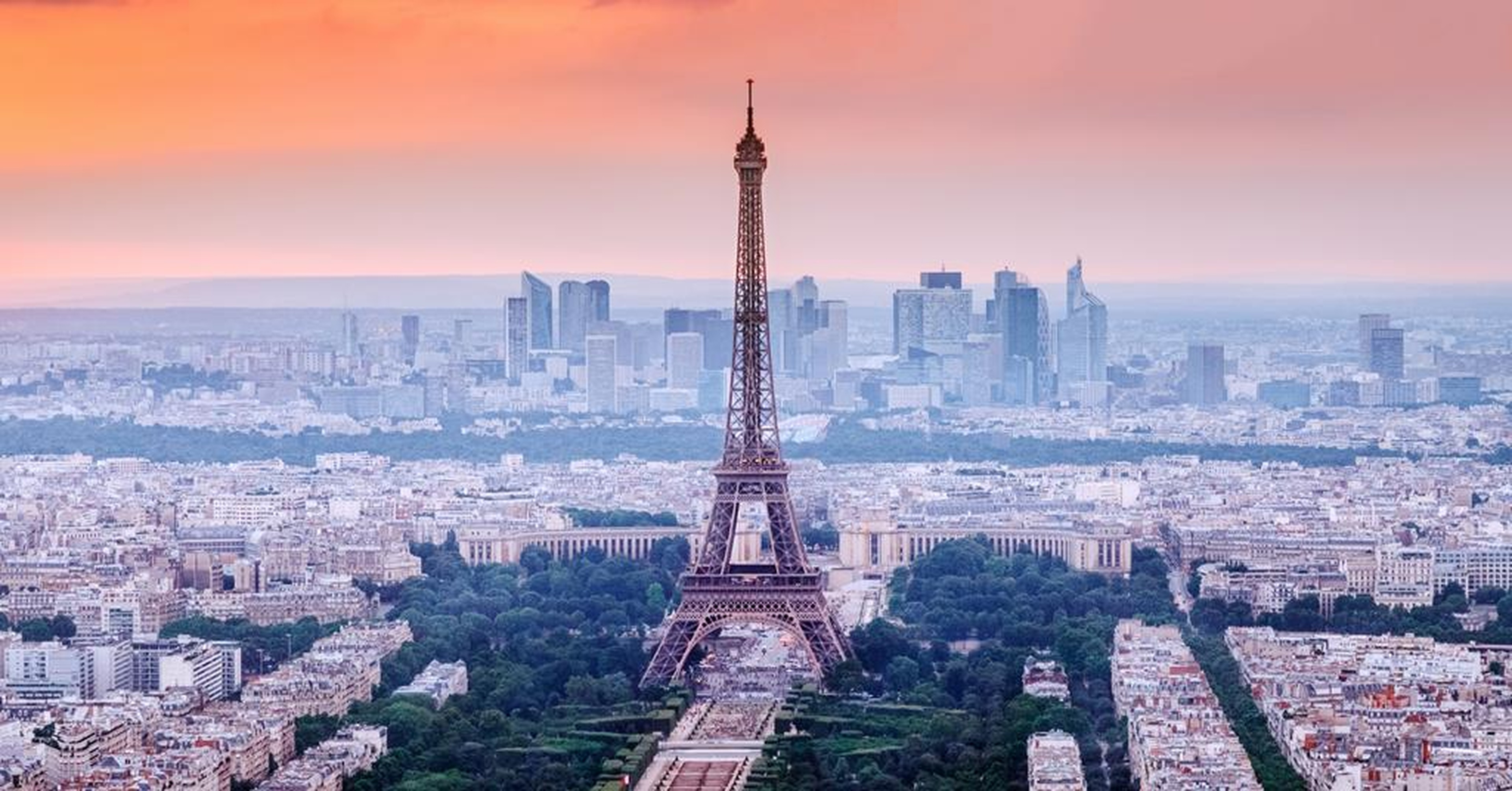 Électromobilité à Paris : La Ville Lumière s'électrifie