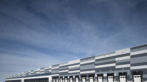 kingspan-logistikzentrum-case-study-de-02