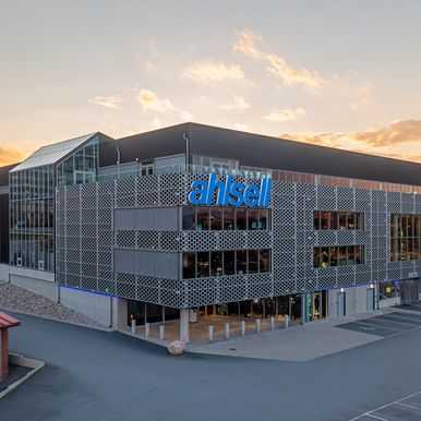 Ahlsell is the leading retailer of installation products and tools in the Nordics for installers, contractors, industry and the public sector.