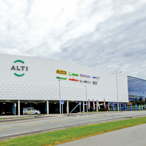Alti Futura is a popular shopping center in Kristiansund that was expanded by a new 14800 sq m building in 2019. The building was completed a day before the deadline using Paroc Panel System sandwich elements and Dri-Design for the façade.