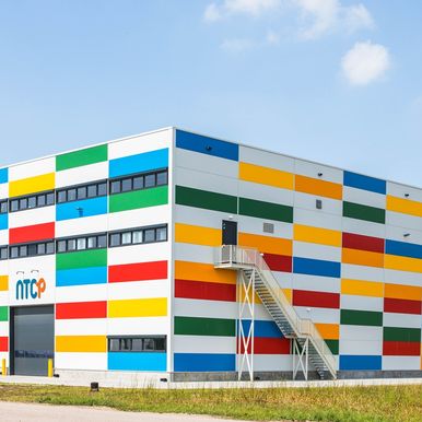 Kingspan NTPC Heerenveen - colours