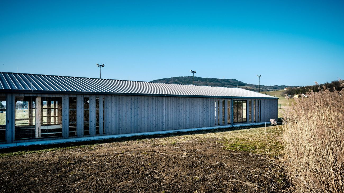 kingspan-stocksporthalle-in-anthering-salzburg-case-study-at-05