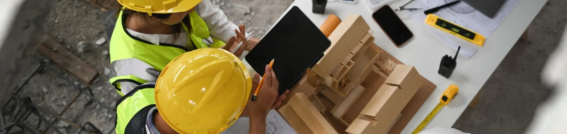 What Tools Help with Early-Stage Construction Project Tracking?
