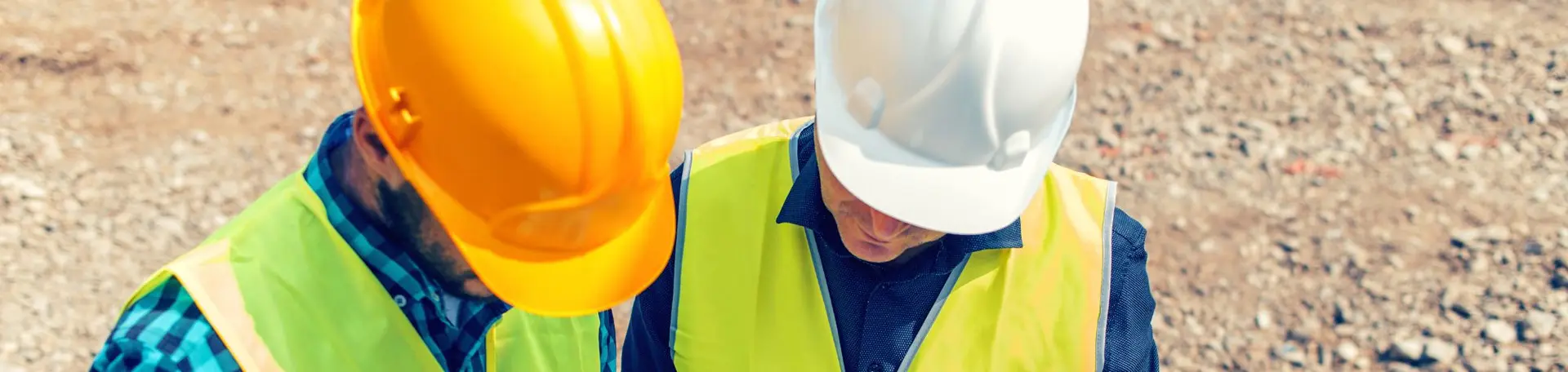 Building Radar vs traditional project databases: What's better in 2026?