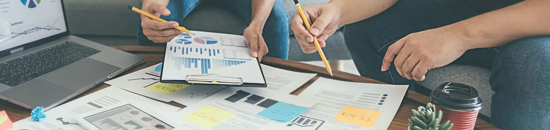 Best Practices for Managing a High-Performing Construction Sales Team
