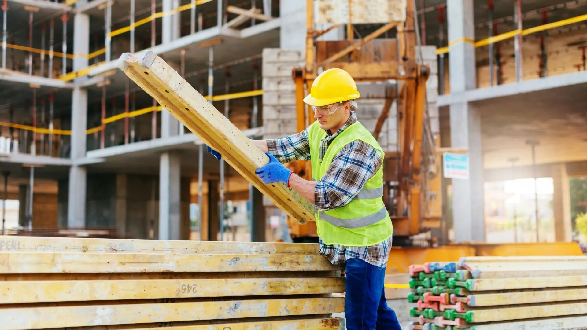 Best Construction Lead Databases: What to Look for in 2026