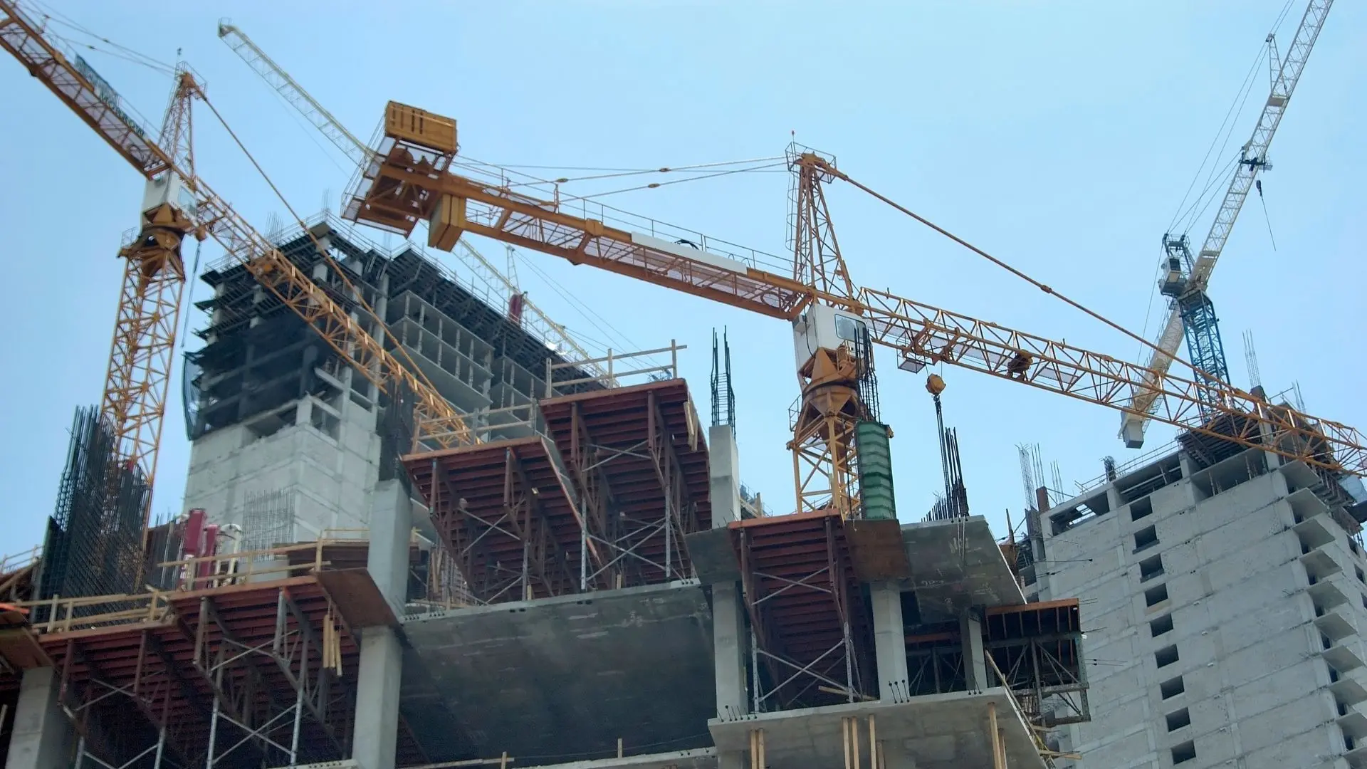 Why Timing Defines Sales Success in Construction