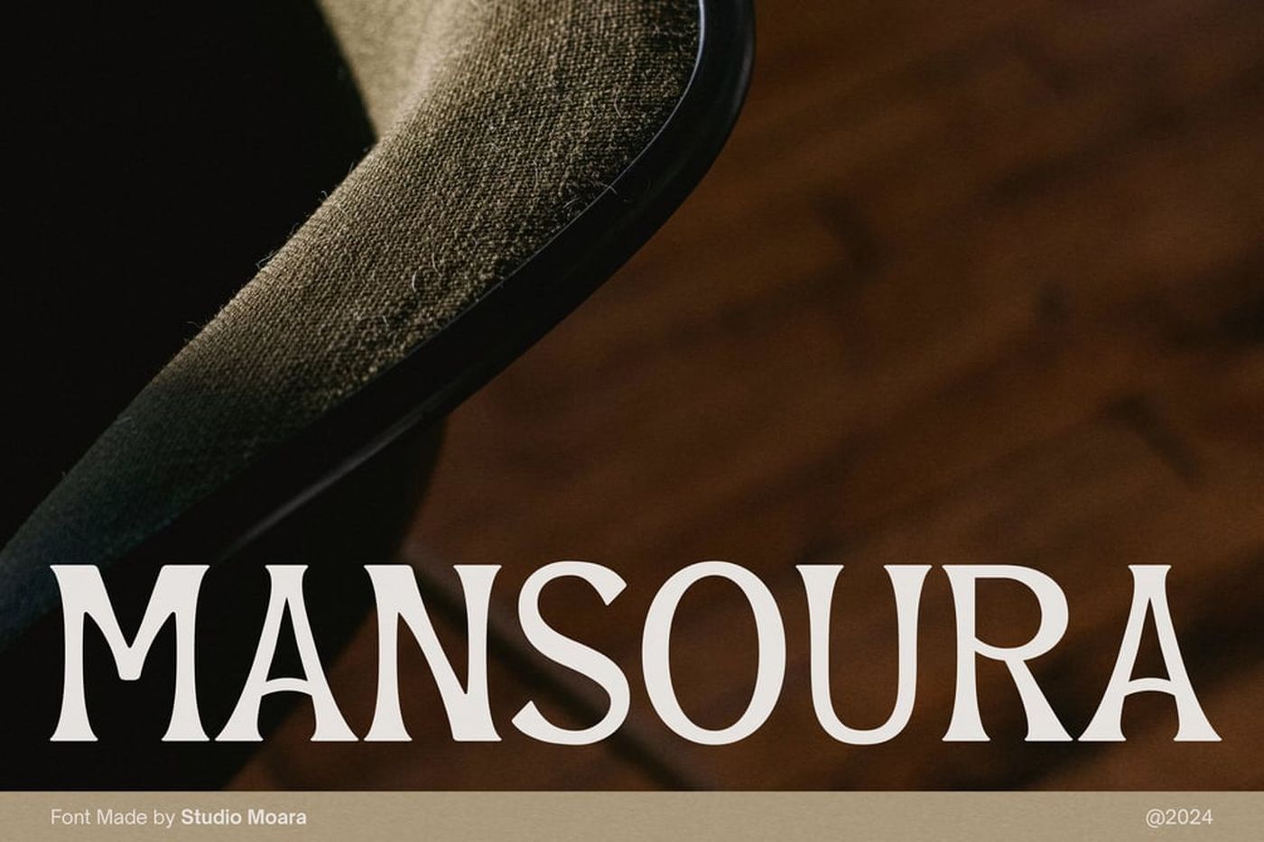 Mansoura font specimen
