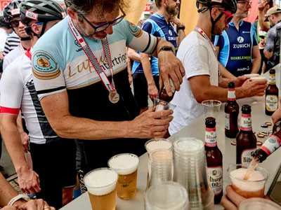 Nach dem Finish ist vor dem Feiern