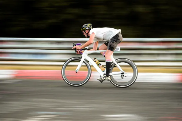 Rad am Ring 2026 gestartet: Temporeicher Auftakt auf der Nordschleife
