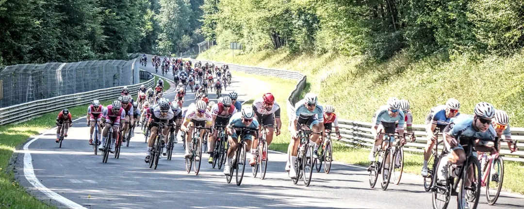 Jedermannrennen bei Rad am Ring 2023: Jetzt buchen und Frühbucherpreise sichern!