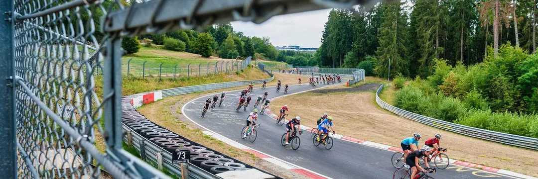 Rad am Ring-Teilnehmergebühren: Wir buchen frühstens im Februar ab