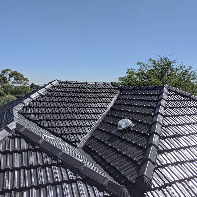 Can you paint terracotta or concrete roof tiles?