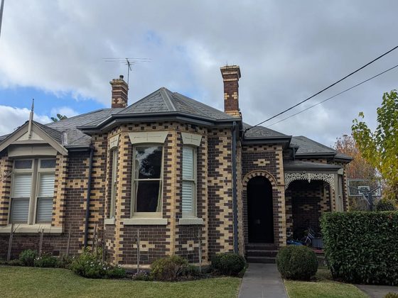 Gutter replacement job in Kew