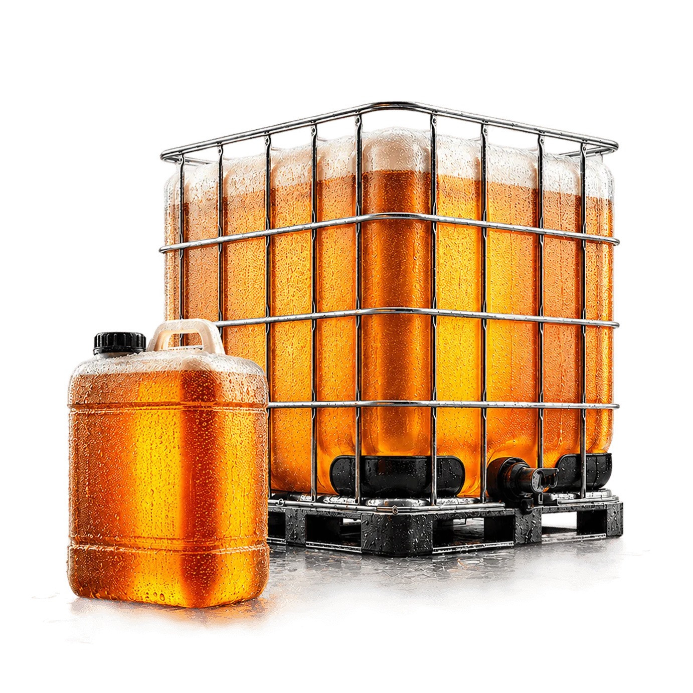 IBC-container en jerrycan gevuld met drank voor bulkverkoop.