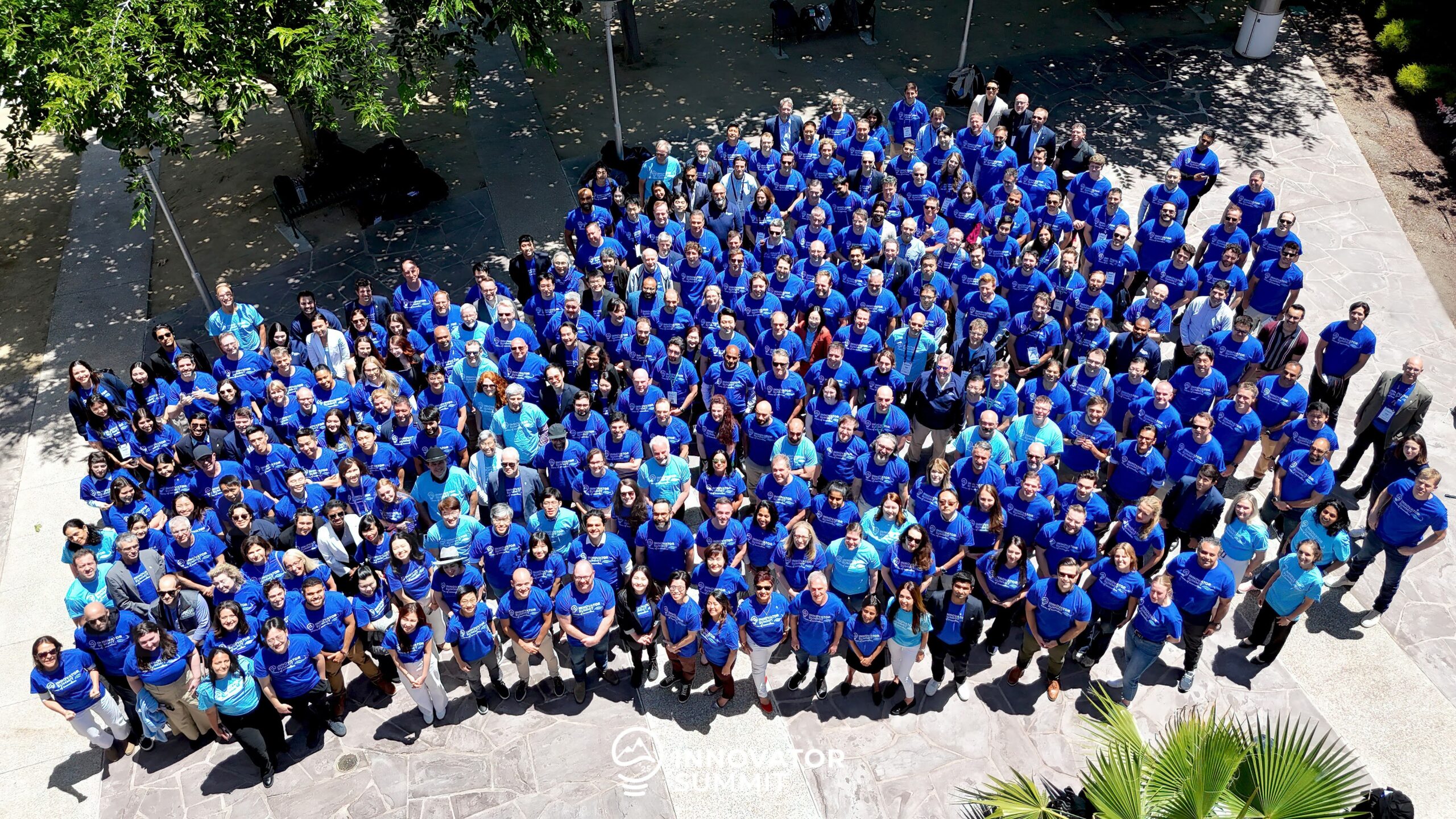 Innovator Summit attendees group photo