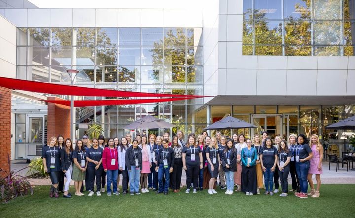 Group photo of attendees at the Women's Morning Mixer during Innovator Summit 2024