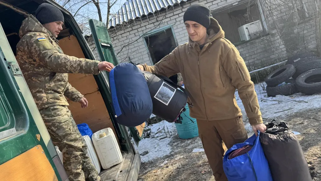 Overdragelse af nødhjælp til modtagere i Ukraine
