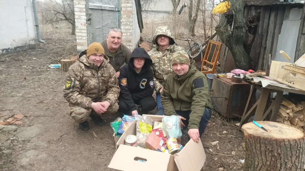 Nødhjælp uddeles til familier i Ukraine