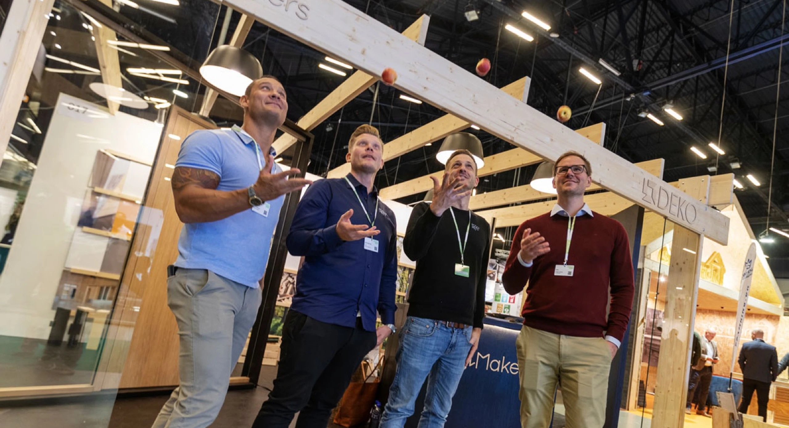 Building Green 2021 – Wallmakers og DEKO's stand med træløsninger