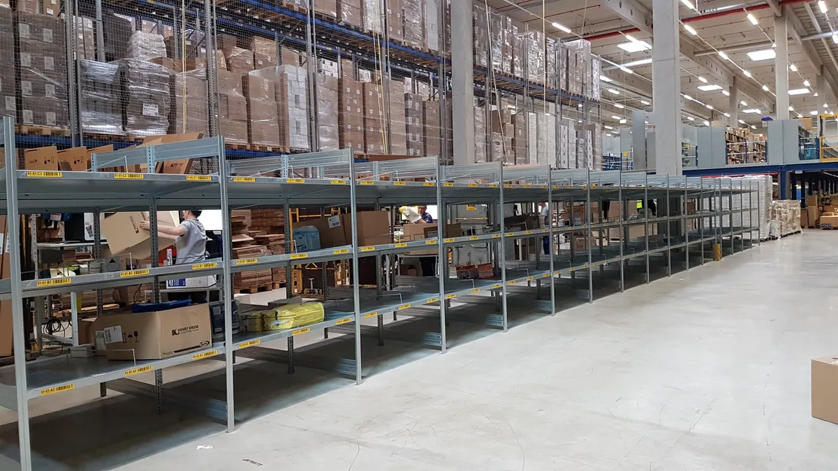 Packstation Lager Kruse Neumünster