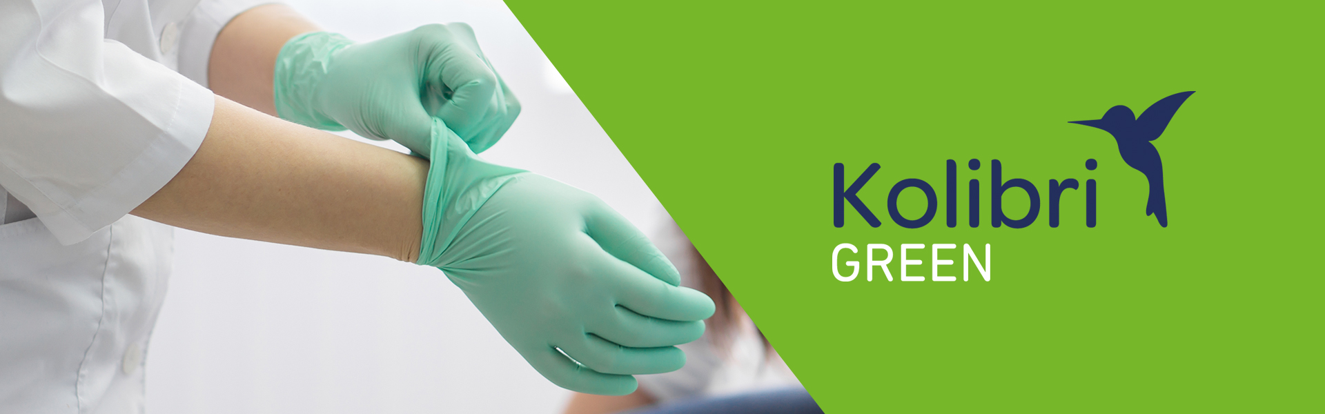 Hände ziehen grüne Untersuchungshandschuhe an, Logo Kolibri GREEN