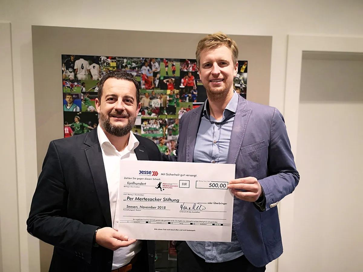 Spenden statt Geschenke - Per Mertesacker Stiftung – 500,00 Euro
