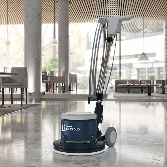 Einscheibenmaschine bluematic SD 43 DUO auf Marmorboden in Hotellobby
