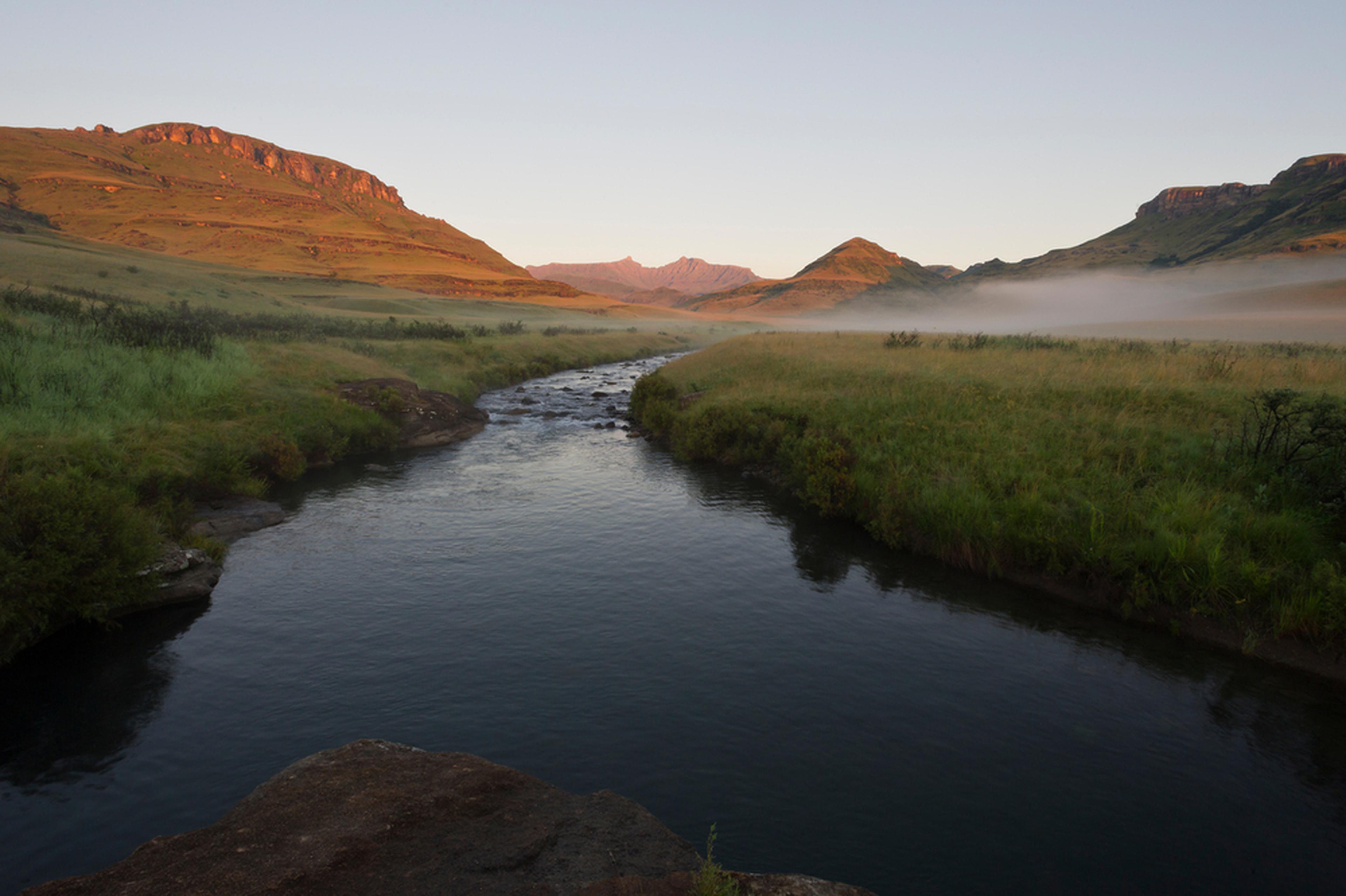 Pholela Rivier, Zuid-Afrika in de mist
