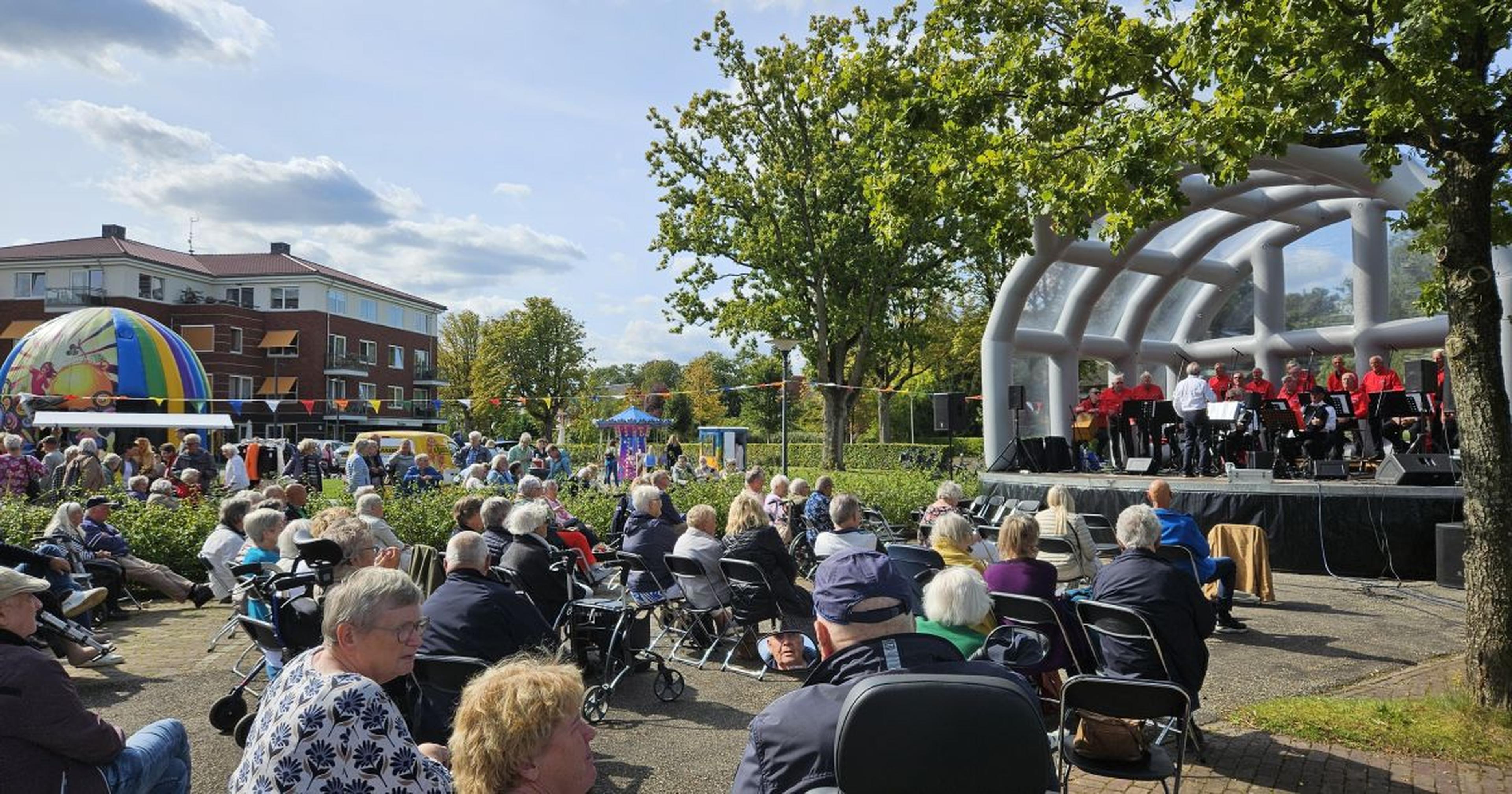 Buitenfestival/markt NoorderZINN