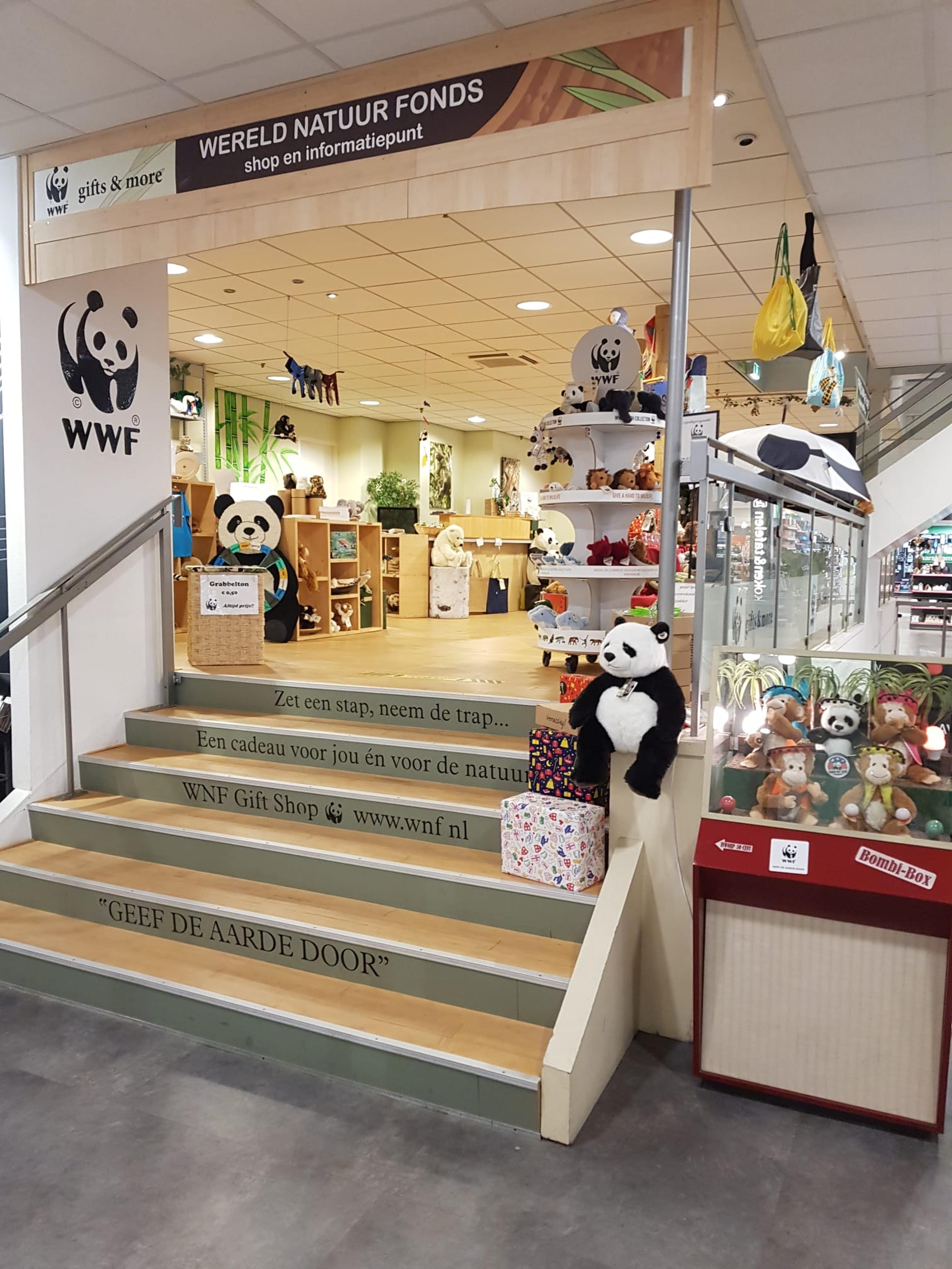 Shop WWF in Assen