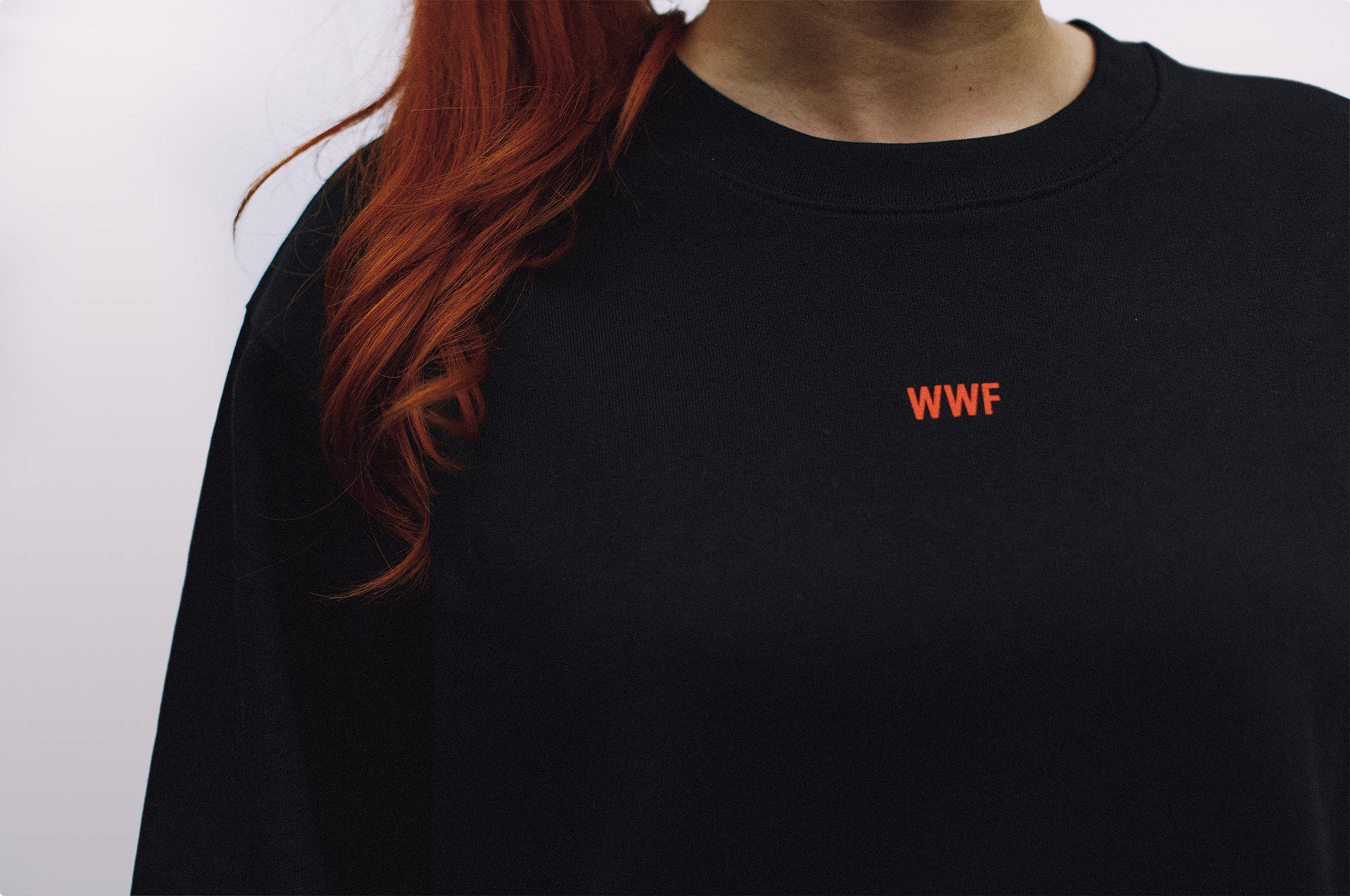 Zwarte sweater voorkant