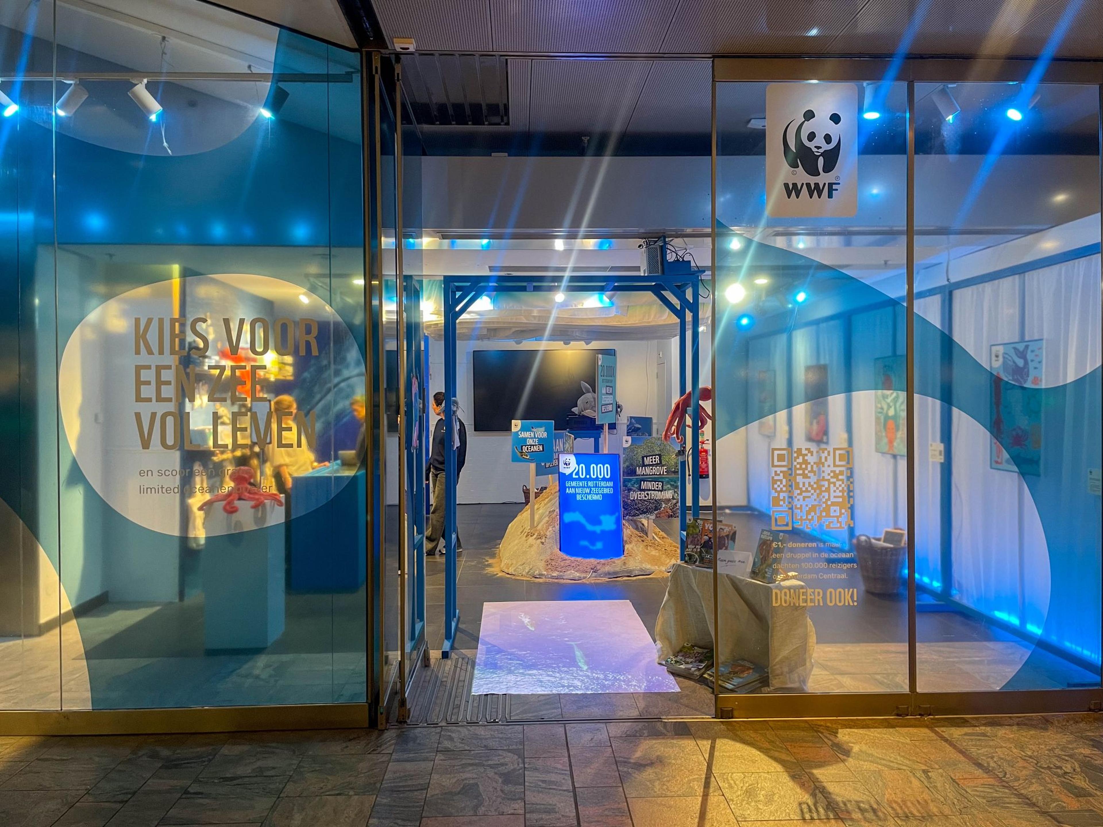 Oceanen experience in pop-up store op Rotterdam Centraal