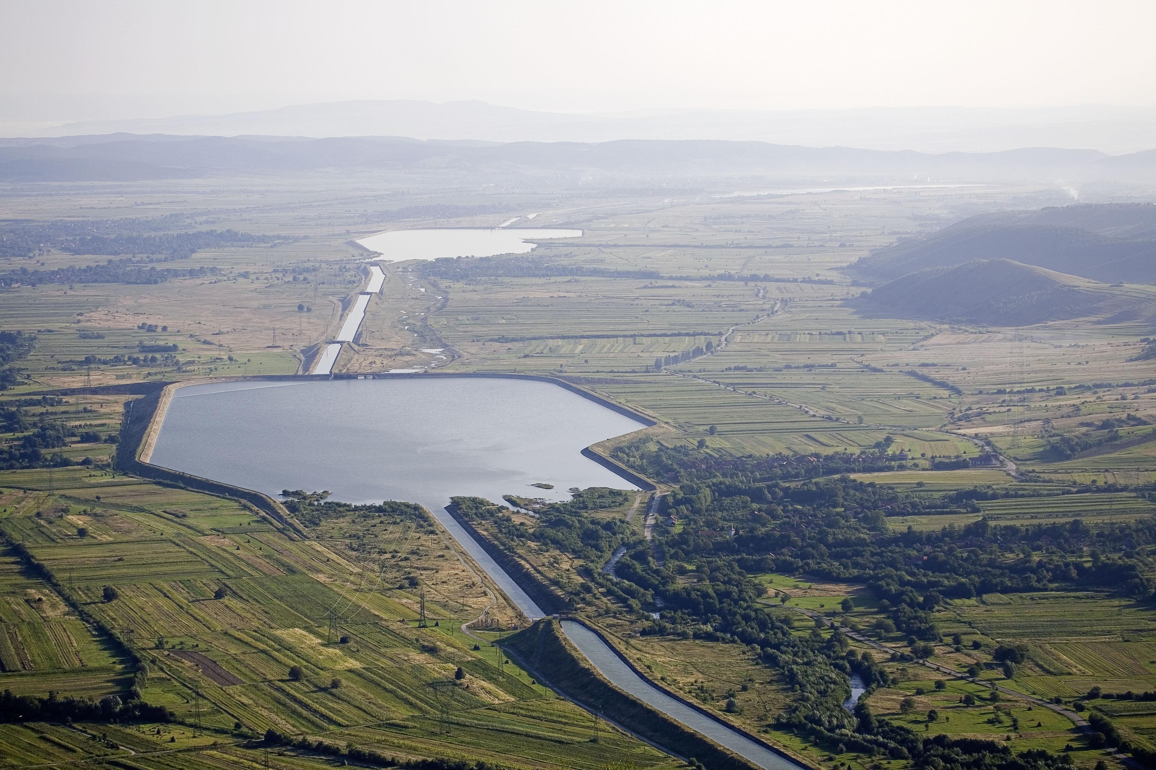 Luchtfoto dam, Roemenië