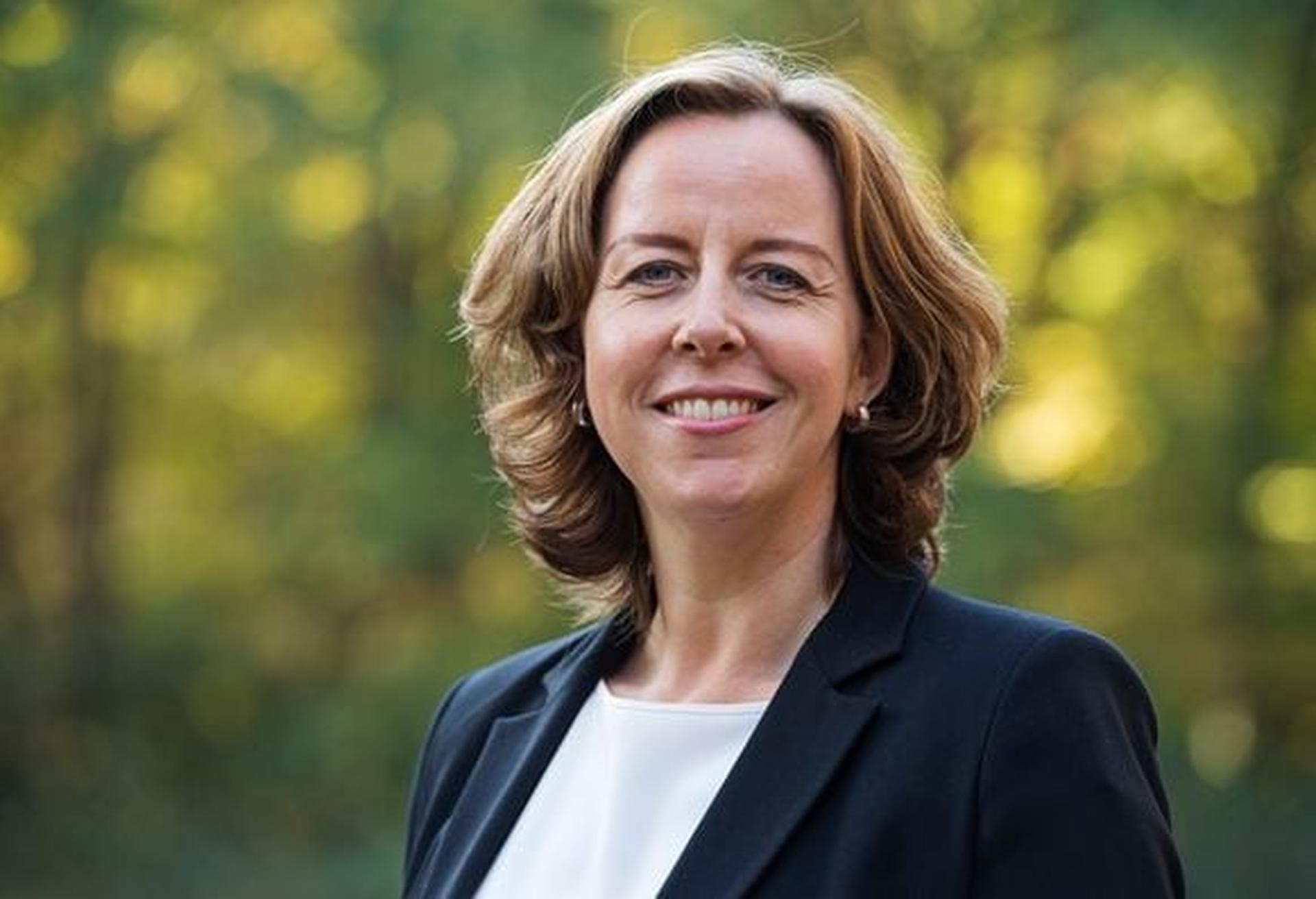 Portretfoto van Kirsten Schuijt