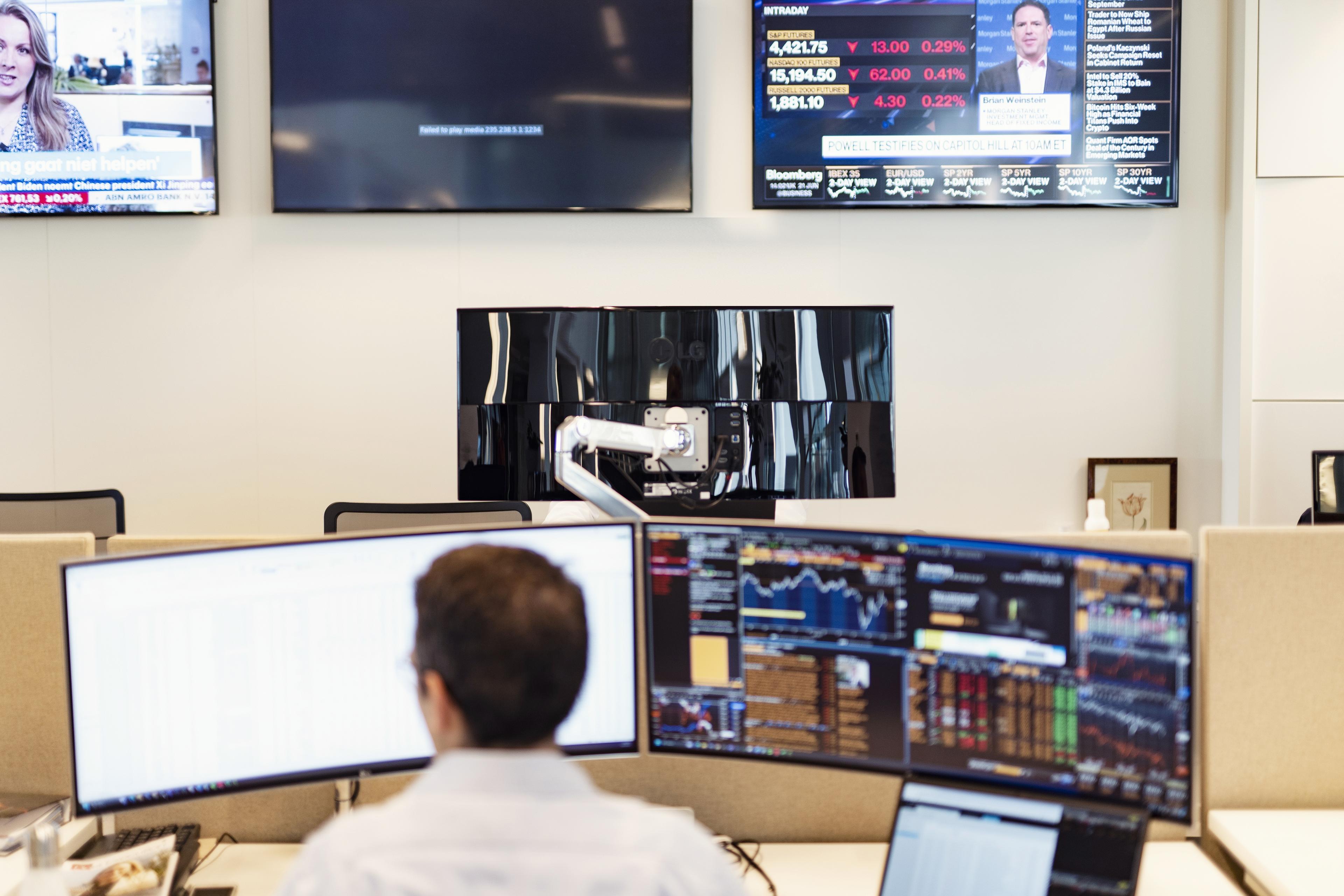 Een tradingroom bij Robeco