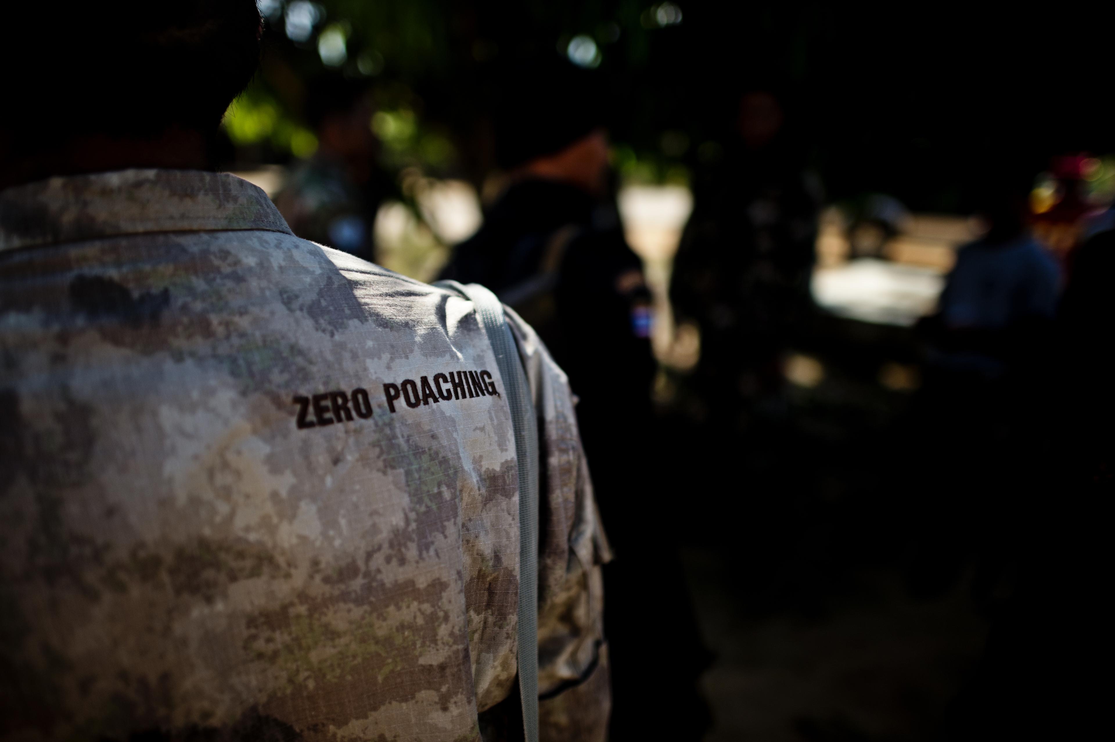 zero poaching ranger van achter