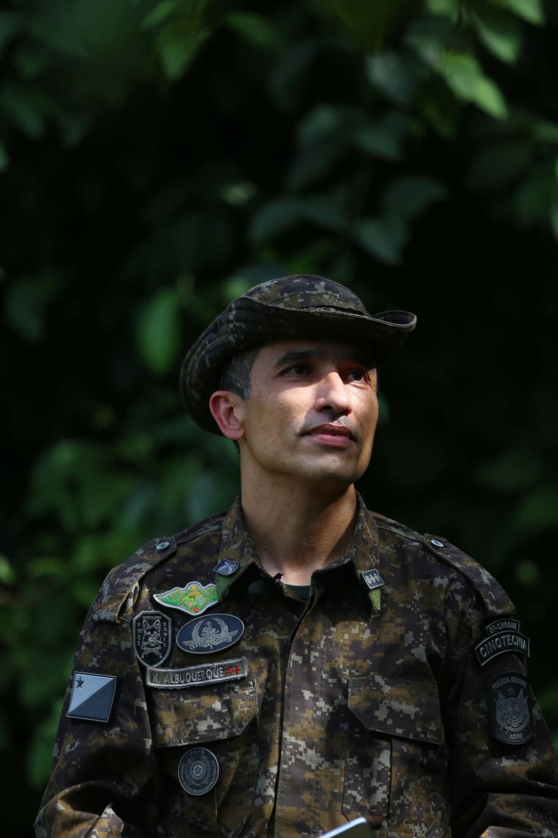 Man in camouflageoutfit