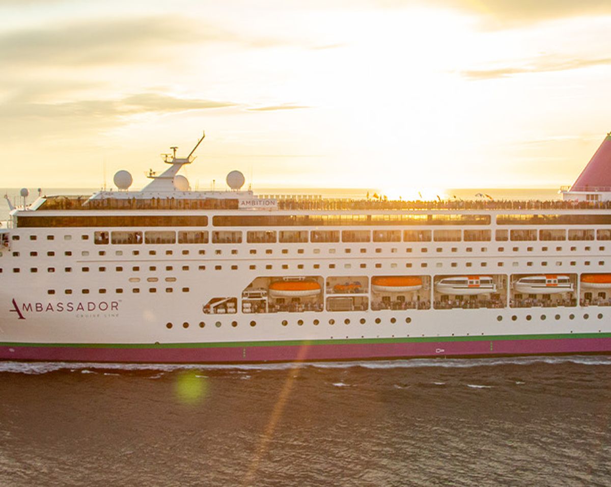 Ambition cruise ship sailing