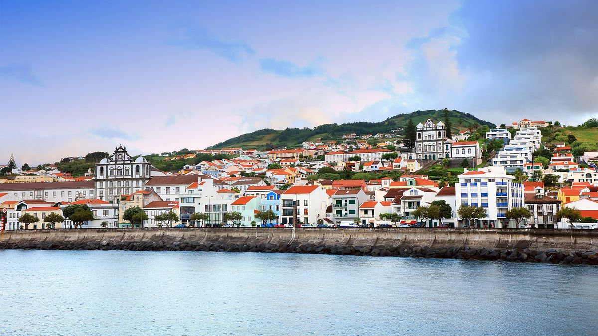 Scenic Isles of the Azores & Portugal