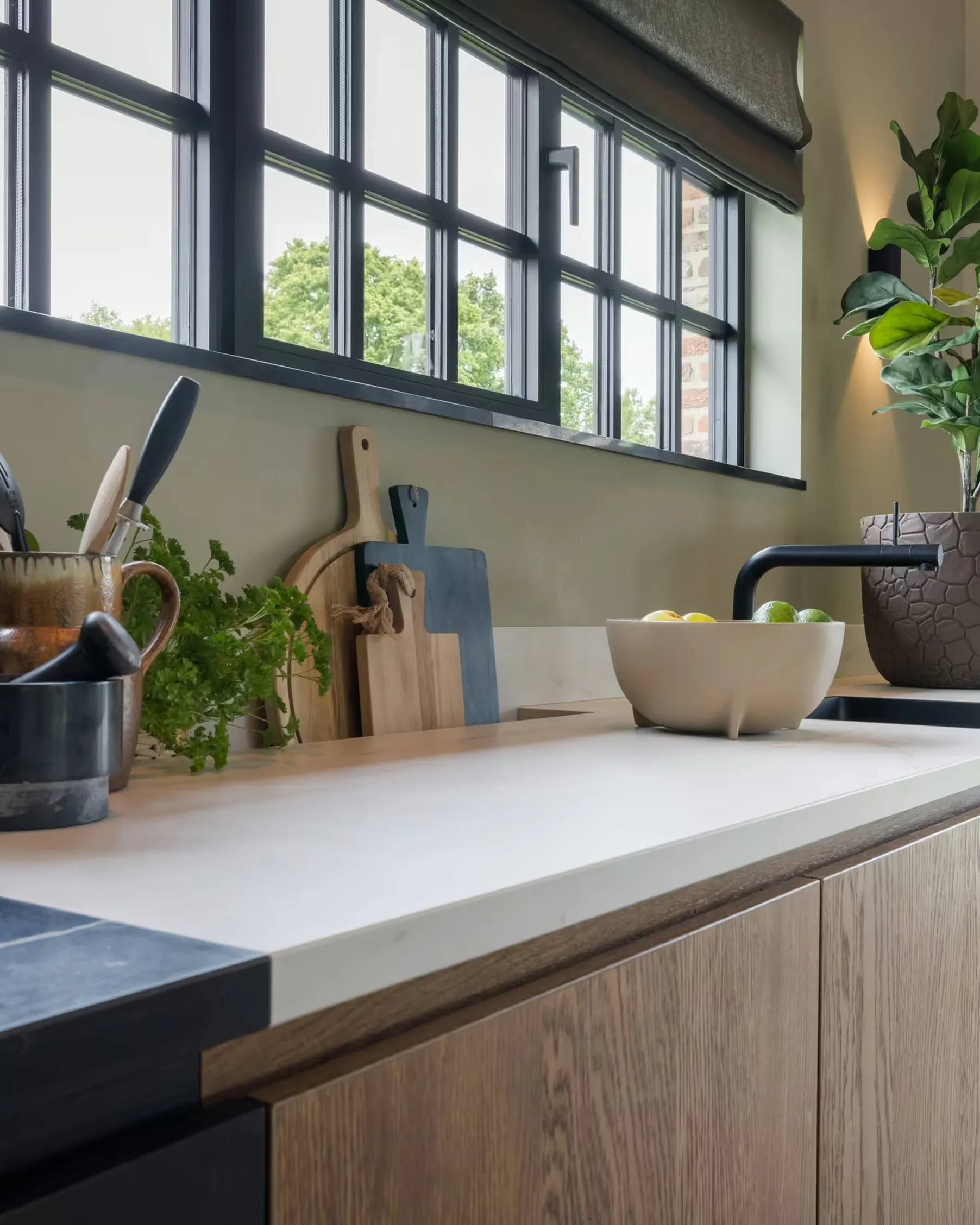 De keuken en de eettafel