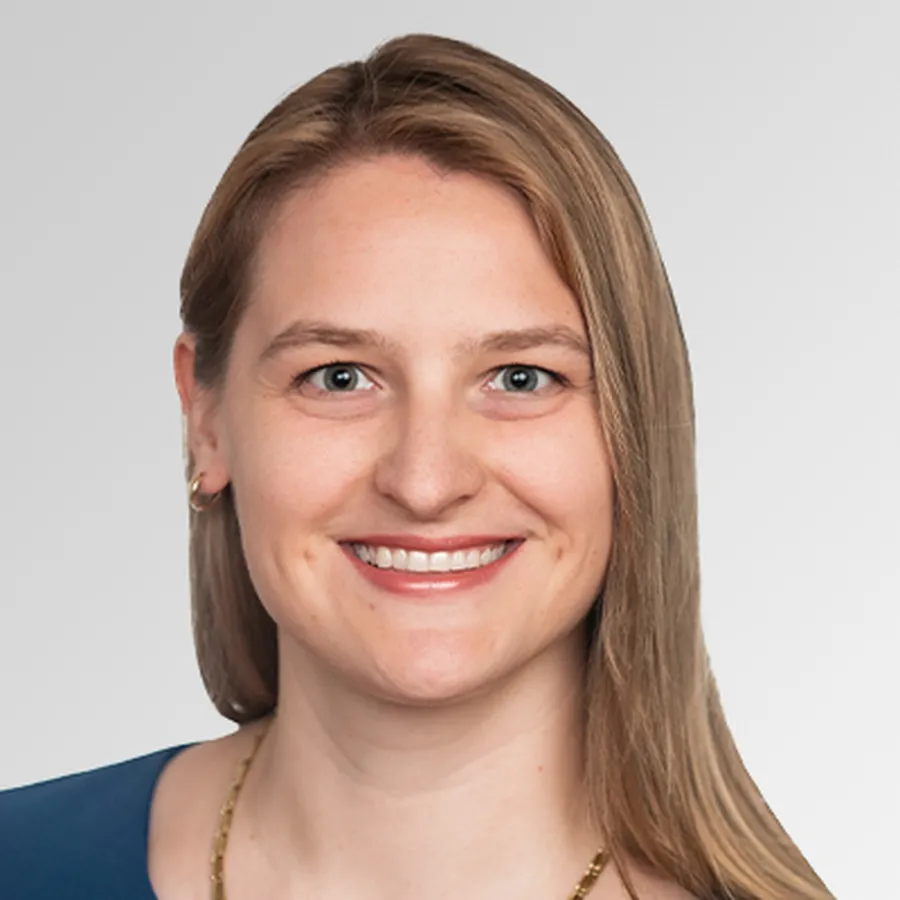 Portrait of Victoria Renz-Kiefel.